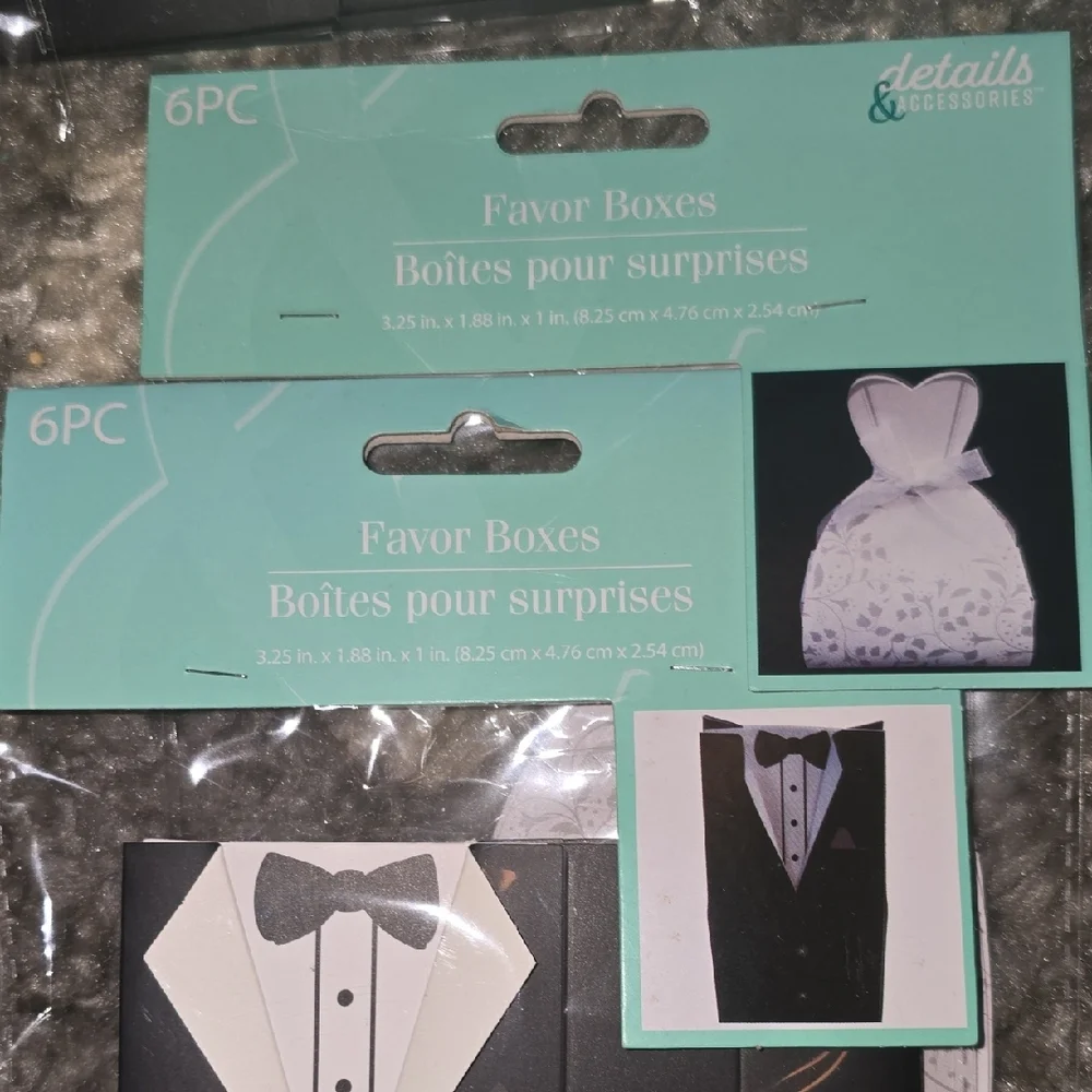 Elegant Wedding Favor Boxes - Black and White